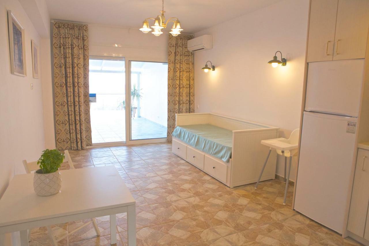 Mediterranean Sandy Beach Apartment โตโล ภายนอก รูปภาพ